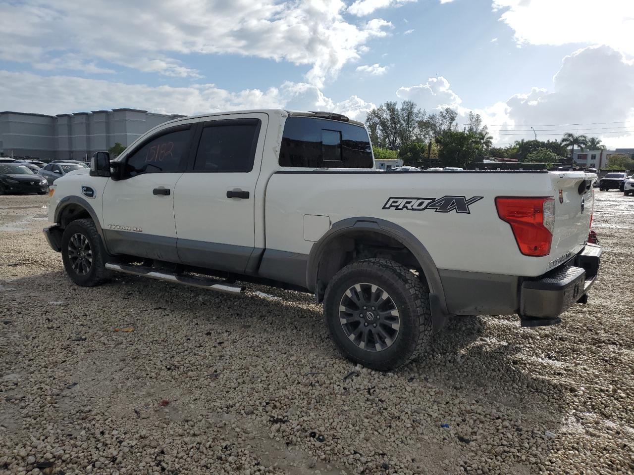 Photo 1 VIN: 1N6BA1F40HN513721 - NISSAN TITAN 