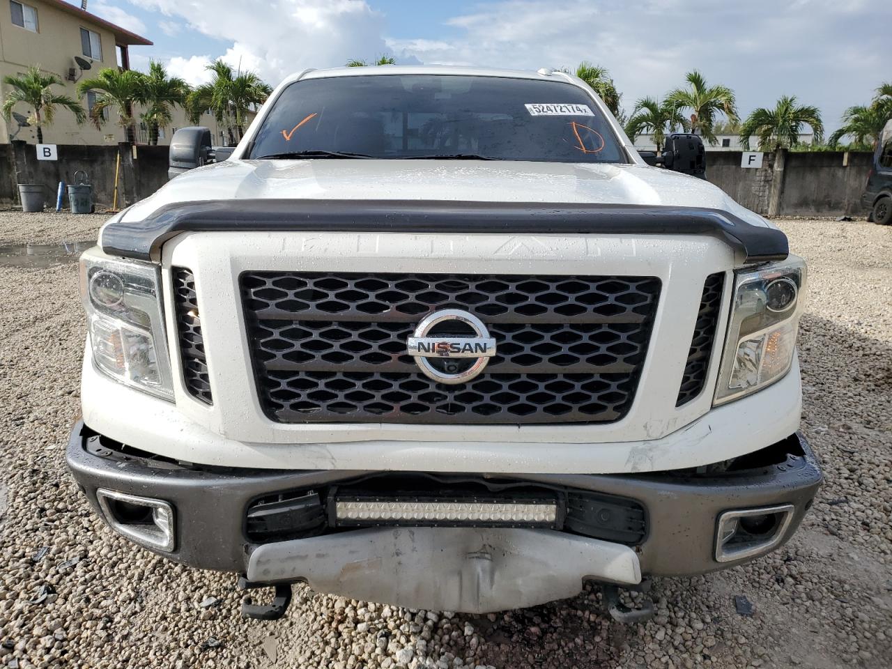 Photo 4 VIN: 1N6BA1F40HN513721 - NISSAN TITAN 