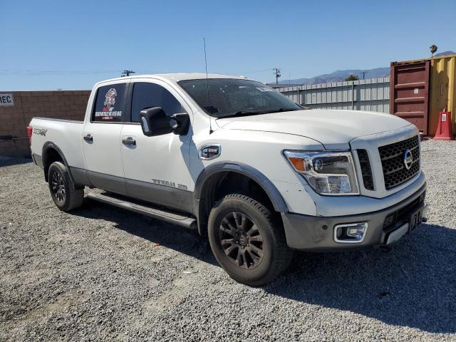 Photo 3 VIN: 1N6BA1F41HN524212 - NISSAN TITAN XD S 