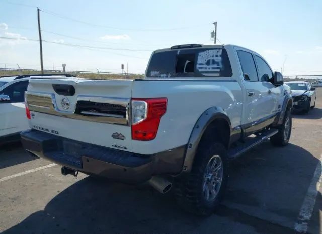 Photo 3 VIN: 1N6BA1F41JN539542 - NISSAN TITAN XD 