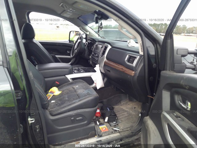 Photo 4 VIN: 1N6BA1F41KN509099 - NISSAN TITAN XD 