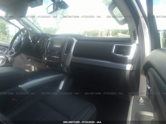 Photo 4 VIN: 1N6BA1F41KN512343 - NISSAN TITAN XD 