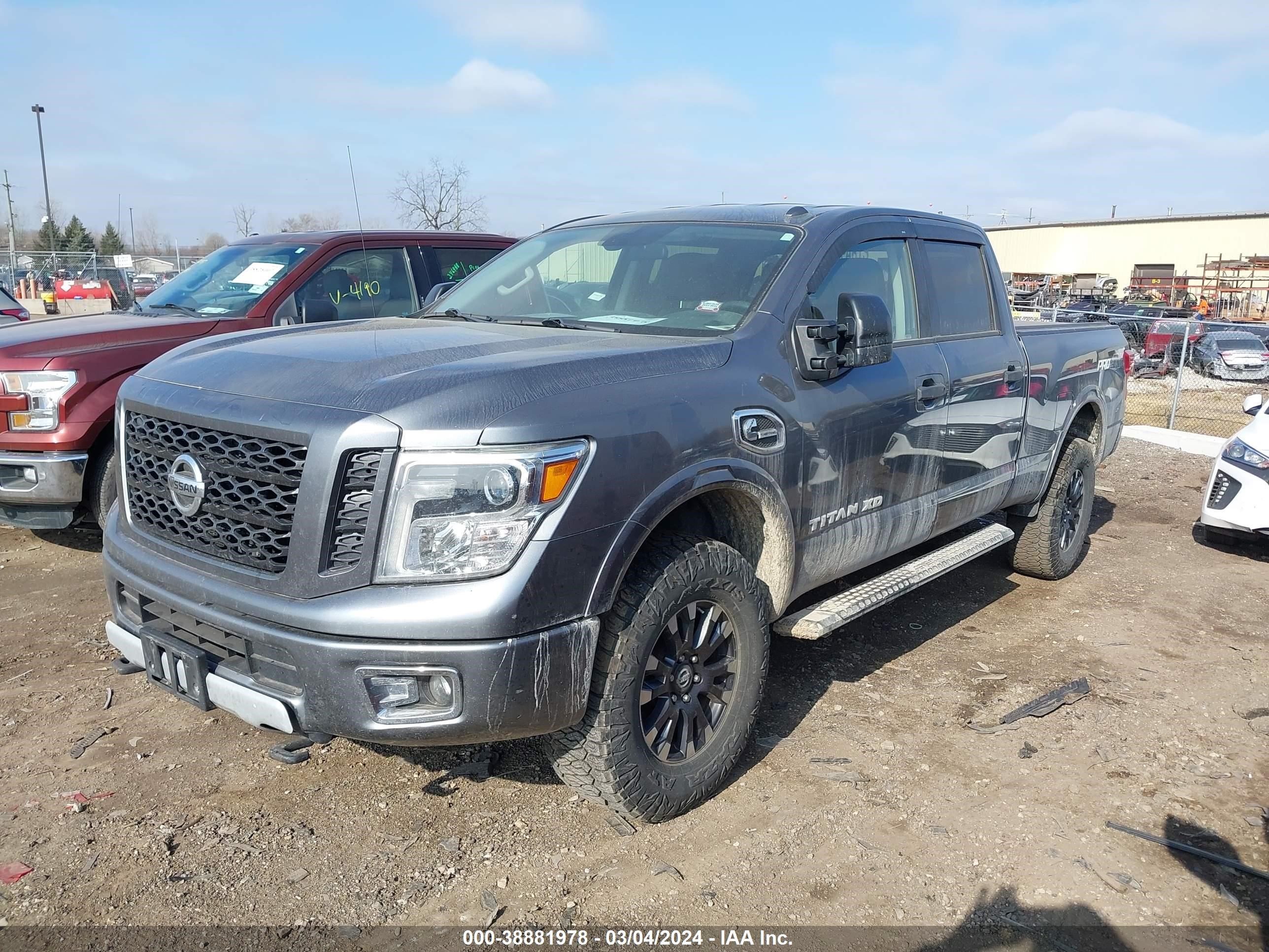 Photo 1 VIN: 1N6BA1F42HN548986 - NISSAN TITAN XD S 