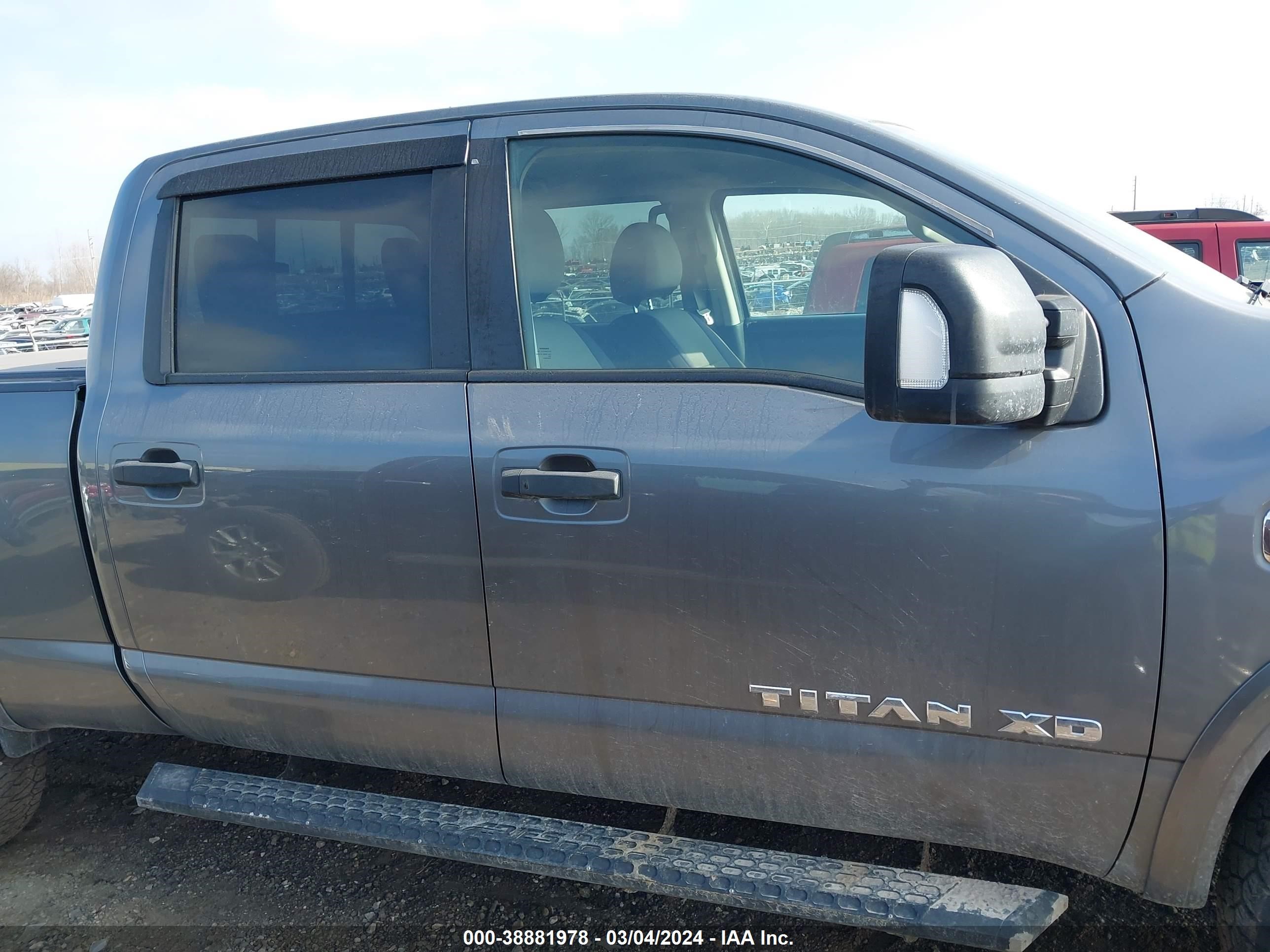 Photo 12 VIN: 1N6BA1F42HN548986 - NISSAN TITAN XD S 