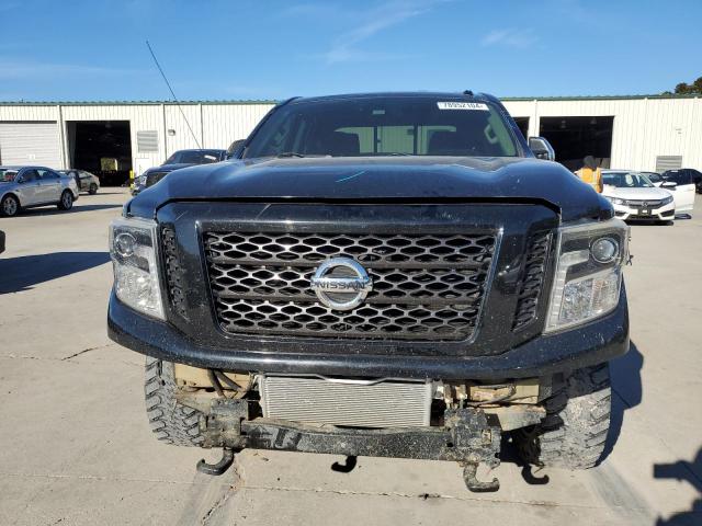 Photo 4 VIN: 1N6BA1F42HN575668 - NISSAN TITAN XD S 