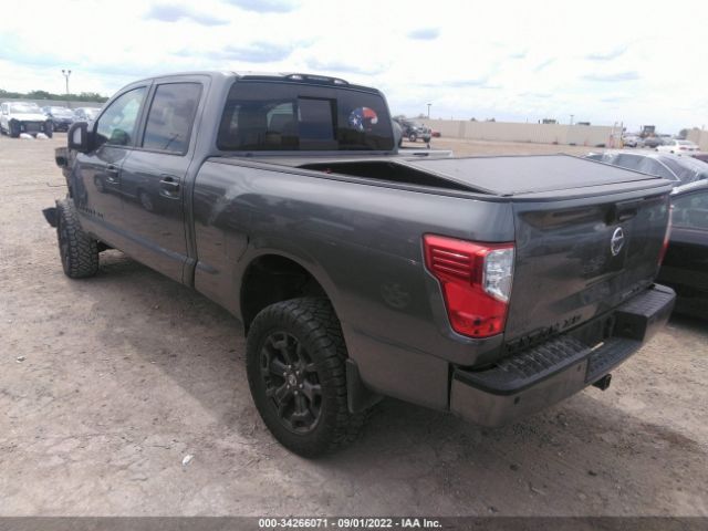 Photo 2 VIN: 1N6BA1F42JN515914 - NISSAN TITAN XD 