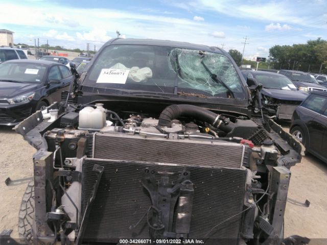 Photo 9 VIN: 1N6BA1F42JN515914 - NISSAN TITAN XD 