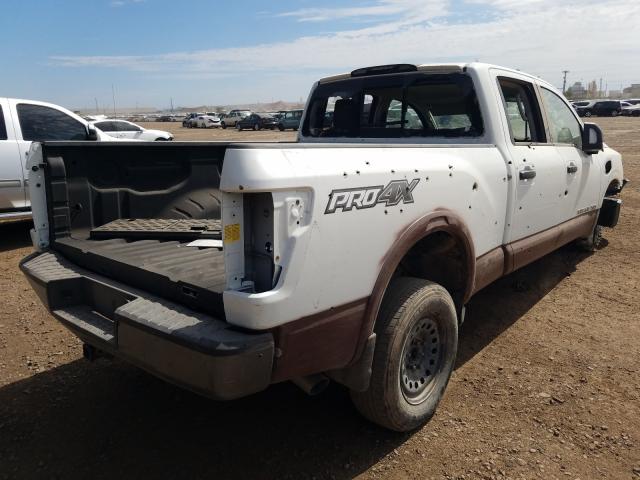 Photo 3 VIN: 1N6BA1F42JN523608 - NISSAN TITAN XD S 