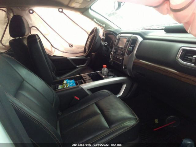 Photo 4 VIN: 1N6BA1F43GN504333 - NISSAN TITAN XD 