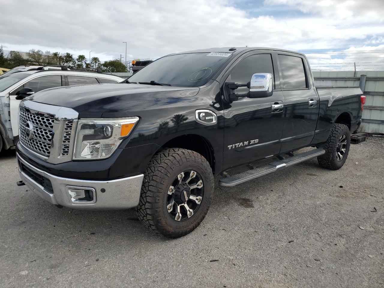 Photo 1 VIN: 1N6BA1F43GN506955 - NISSAN TITAN 