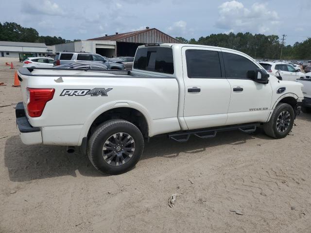 Photo 2 VIN: 1N6BA1F43HN552125 - NISSAN TITAN XD S 