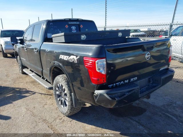 Photo 2 VIN: 1N6BA1F43JN526095 - NISSAN TITAN XD 