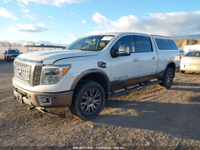 Photo 1 VIN: 1N6BA1F44GN505569 - NISSAN TITAN XD 