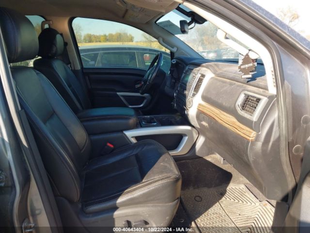 Photo 4 VIN: 1N6BA1F44HN563277 - NISSAN TITAN 