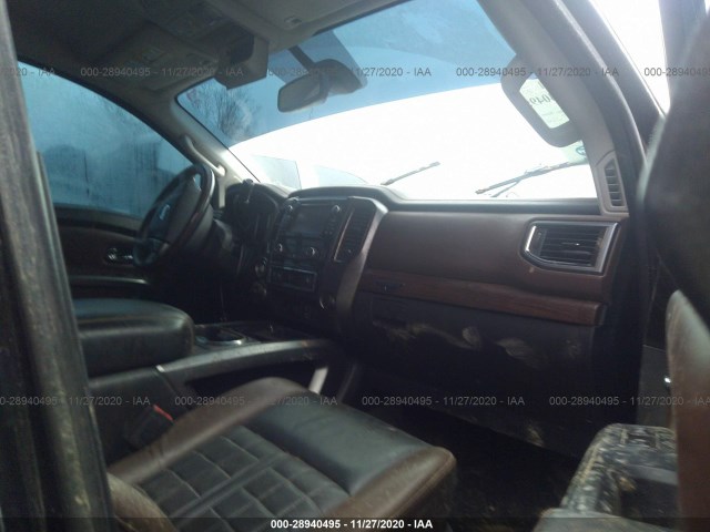 Photo 4 VIN: 1N6BA1F45GN500607 - NISSAN TITAN XD 