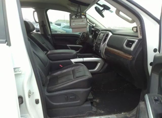 Photo 4 VIN: 1N6BA1F45HN571159 - NISSAN TITAN XD 