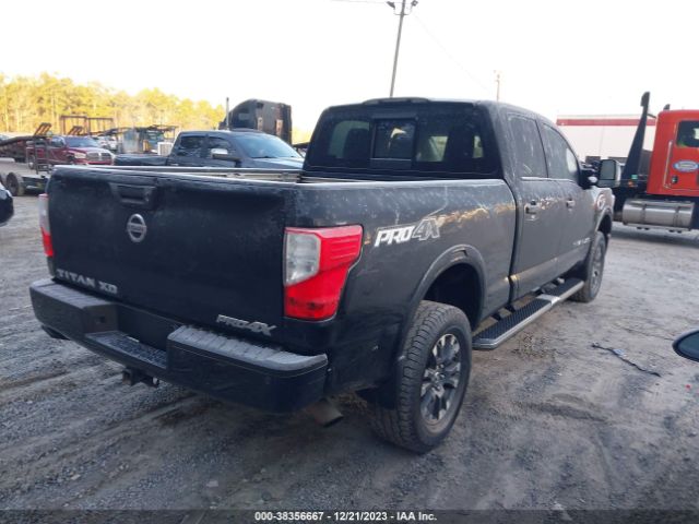 Photo 3 VIN: 1N6BA1F45JN517740 - NISSAN TITAN XD 