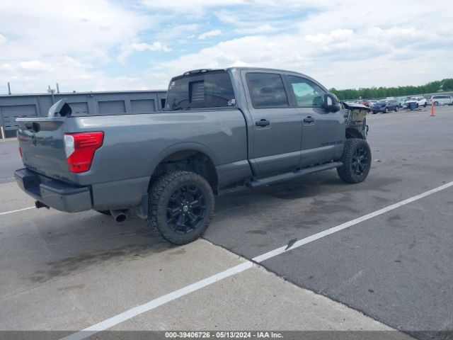 Photo 3 VIN: 1N6BA1F45KN517884 - NISSAN TITAN XD 