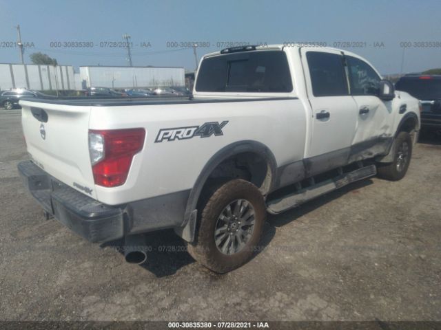 Photo 3 VIN: 1N6BA1F46GN500986 - NISSAN TITAN XD 