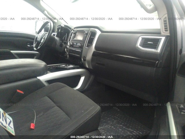 Photo 4 VIN: 1N6BA1F46GN504889 - NISSAN TITAN XD 