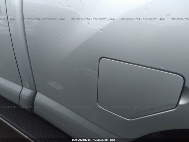 Photo 5 VIN: 1N6BA1F46GN504889 - NISSAN TITAN XD 