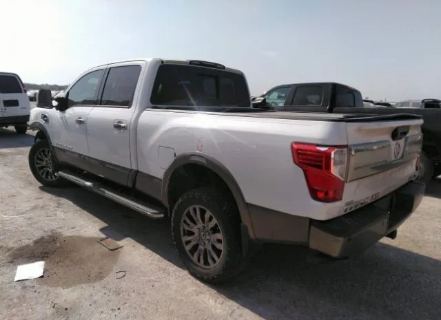 Photo 2 VIN: 1N6BA1F46GN507209 - NISSAN TITAN XD 