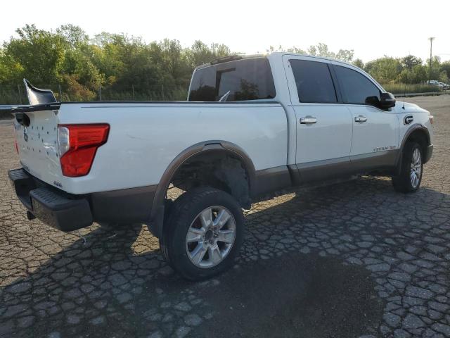 Photo 2 VIN: 1N6BA1F46HN539580 - NISSAN TITAN XD S 