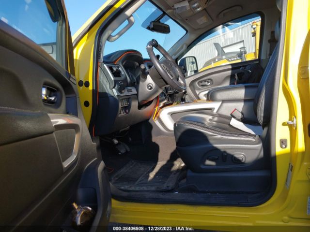 Photo 5 VIN: 1N6BA1F46HN544116 - NISSAN TITAN XD 