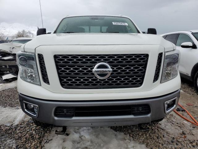 Photo 4 VIN: 1N6BA1F46HN568321 - NISSAN TITAN XD S 