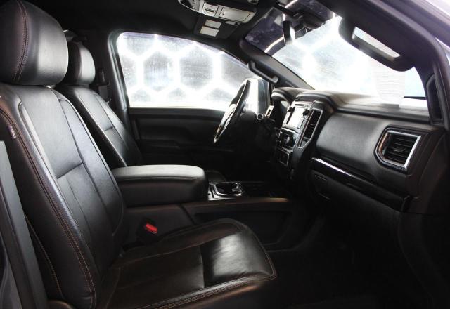 Photo 4 VIN: 1N6BA1F46JN524633 - NISSAN TITAN XD S 