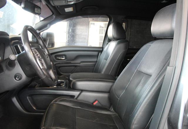 Photo 8 VIN: 1N6BA1F46JN524633 - NISSAN TITAN XD S 