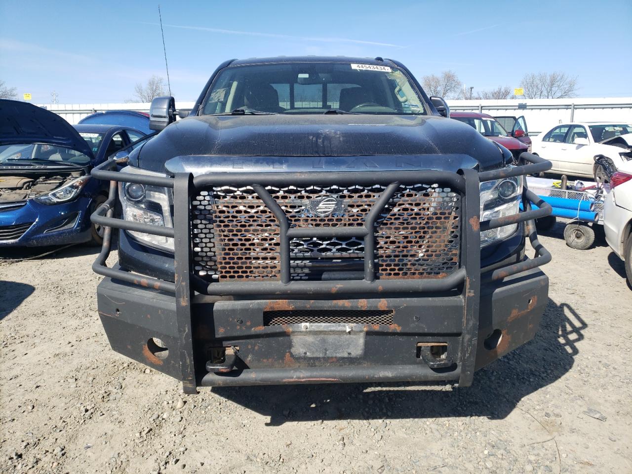 Photo 5 VIN: 1N6BA1F46KN506439 - NISSAN TITAN 