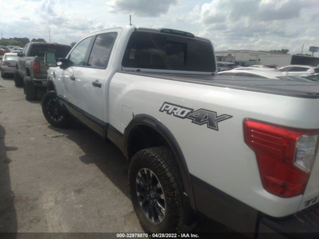 Photo 2 VIN: 1N6BA1F46KN533186 - NISSAN TITAN XD 