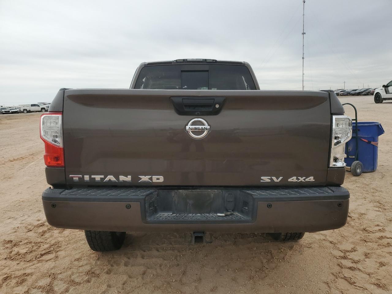 Photo 5 VIN: 1N6BA1F47HN507737 - NISSAN TITAN 