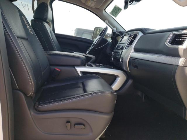 Photo 4 VIN: 1N6BA1F47JN519411 - NISSAN TITAN XD S 