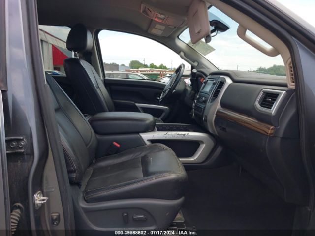 Photo 4 VIN: 1N6BA1F48HN543887 - NISSAN TITAN 