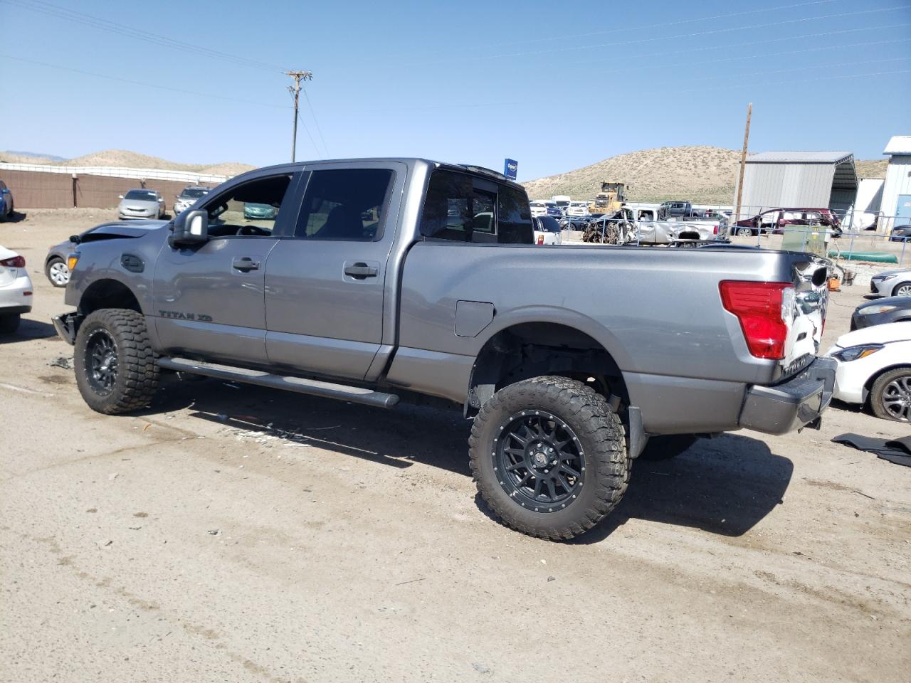 Photo 1 VIN: 1N6BA1F48JN516677 - NISSAN TITAN 