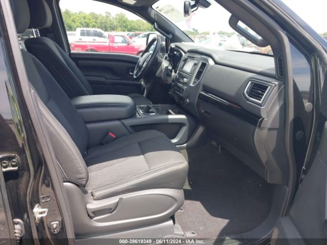 Photo 4 VIN: 1N6BA1F48JN524486 - NISSAN TITAN 