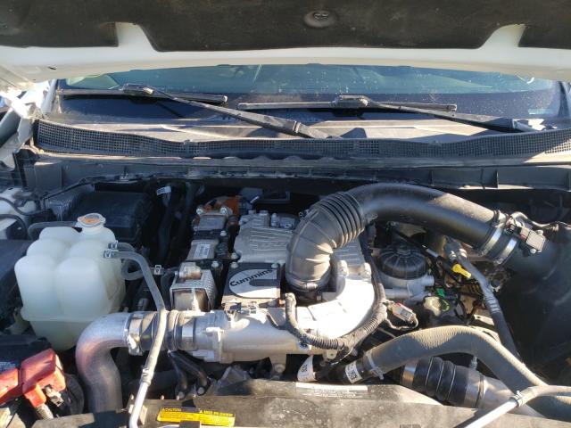 Photo 6 VIN: 1N6BA1F49JN522911 - NISSAN TITAN XD S 