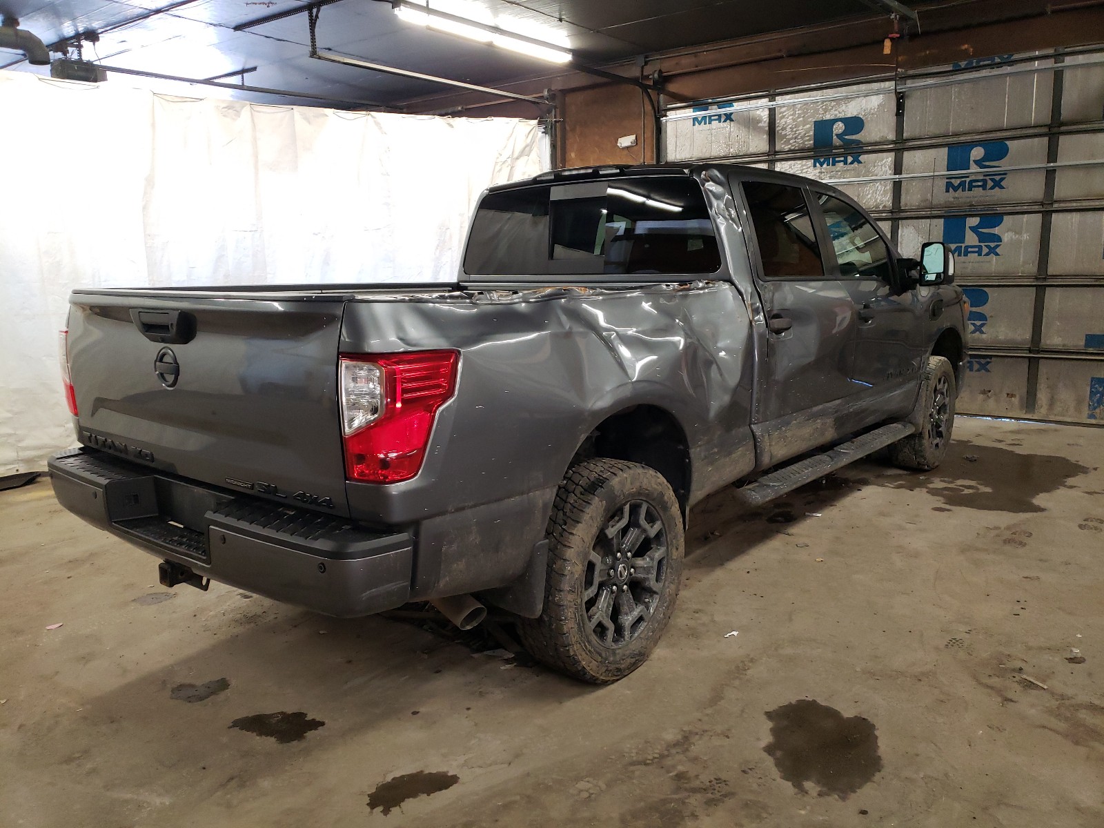 Photo 3 VIN: 1N6BA1F49JN542124 - NISSAN TITAN XD S 