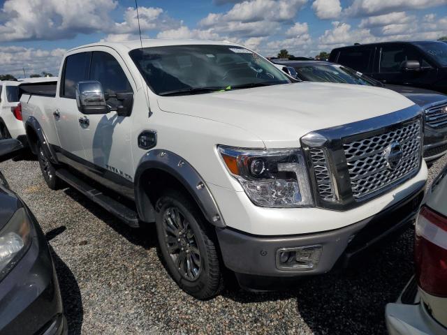 Photo 3 VIN: 1N6BA1F49JN548683 - NISSAN TITAN XD S 