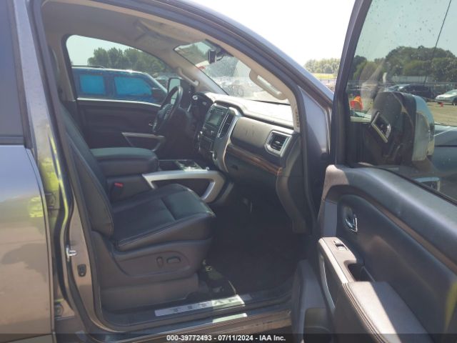 Photo 4 VIN: 1N6BA1F49KN519850 - NISSAN TITAN 