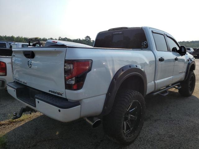 Photo 2 VIN: 1N6BA1F4XHN509885 - NISSAN TITAN XD S 