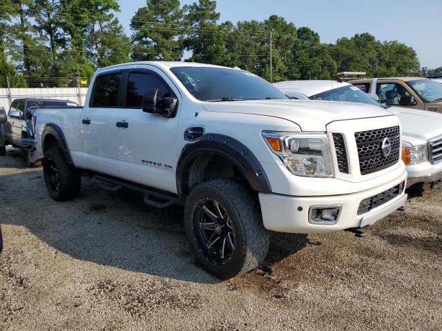 Photo 3 VIN: 1N6BA1F4XHN509885 - NISSAN TITAN XD S 