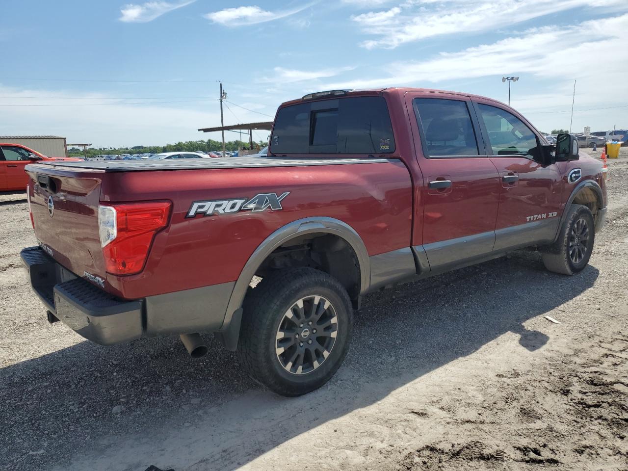 Photo 2 VIN: 1N6BA1F4XHN541123 - NISSAN TITAN 