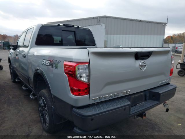 Photo 2 VIN: 1N6BA1F4XHN547441 - NISSAN TITAN XD 