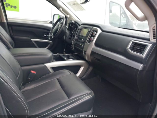 Photo 4 VIN: 1N6BA1F4XHN547441 - NISSAN TITAN XD 