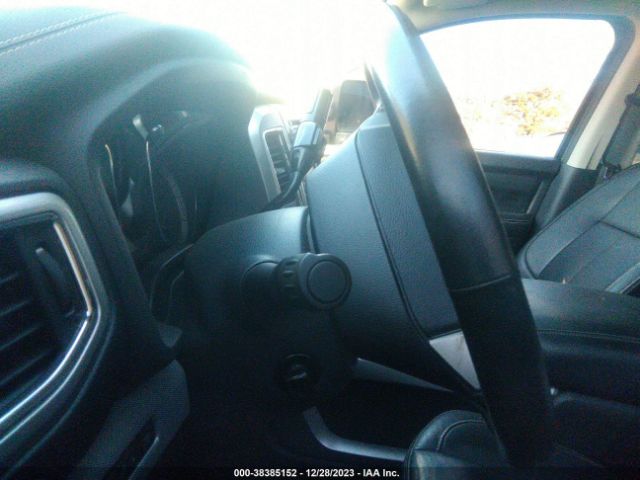 Photo 6 VIN: 1N6BA1F4XHN551652 - NISSAN TITAN XD 