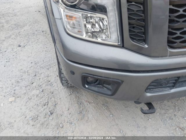 Photo 5 VIN: 1N6BA1F4XHN551652 - NISSAN TITAN XD 