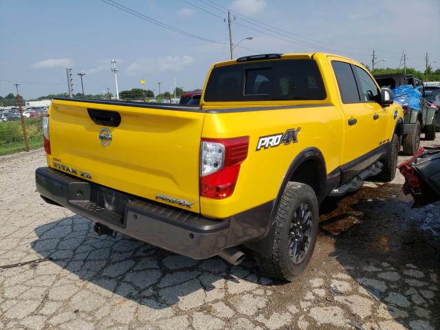 Photo 3 VIN: 1N6BA1F4XHN568788 - NISSAN TITAN XD S 